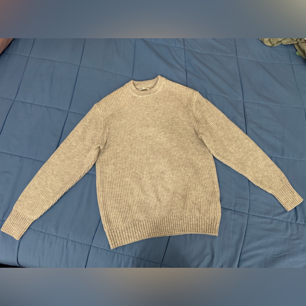 Men's Knit Gray Sweater